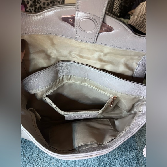 <SOLD> DANIER Genuine Leather Purse - Picture 6 of 9